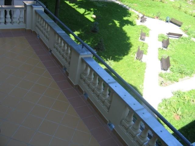 وودج Linat Orchim Dom Goscinny المظهر الخارجي الصورة